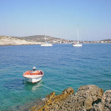 Kuscevic Kanica Apartamento *